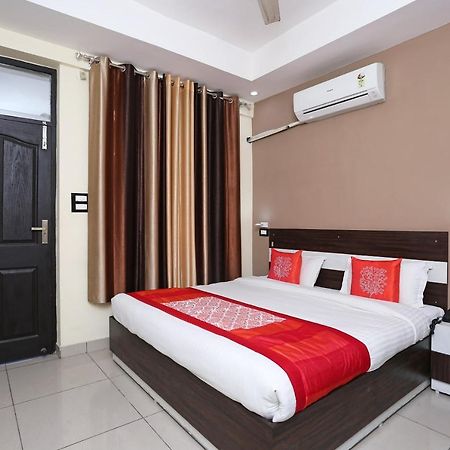 Oyo 8232 Hotel Krb Paradise Dehradun Exterior foto