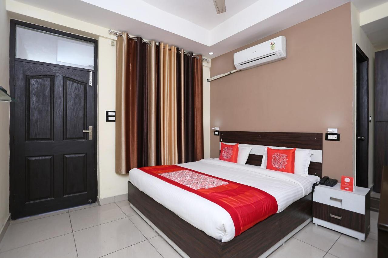 Oyo 8232 Hotel Krb Paradise Dehradun Exterior foto