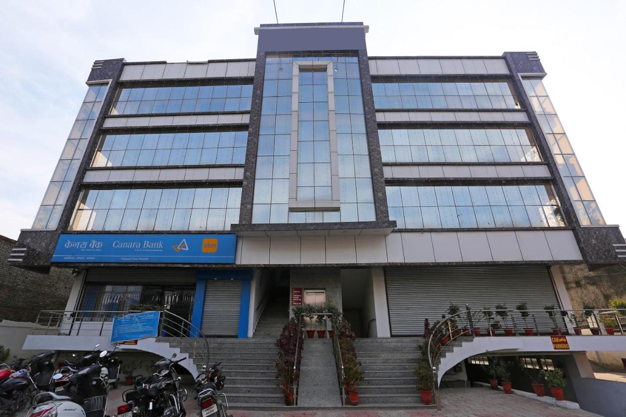 Oyo 8232 Hotel Krb Paradise Dehradun Exterior foto